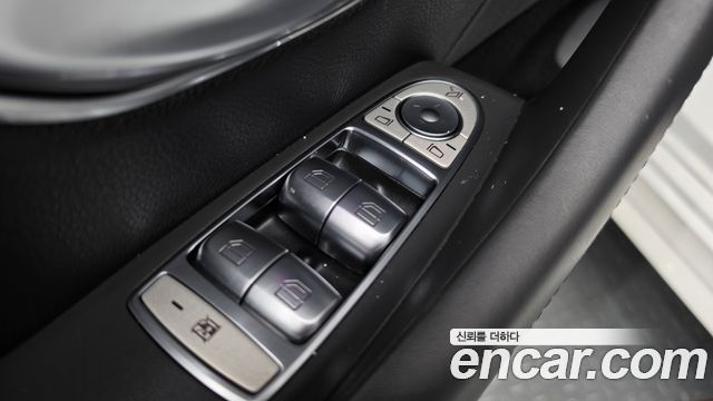 Mercedes-Benz AMG GT 4Door 43 4MATIC+ 2020 — фото 29