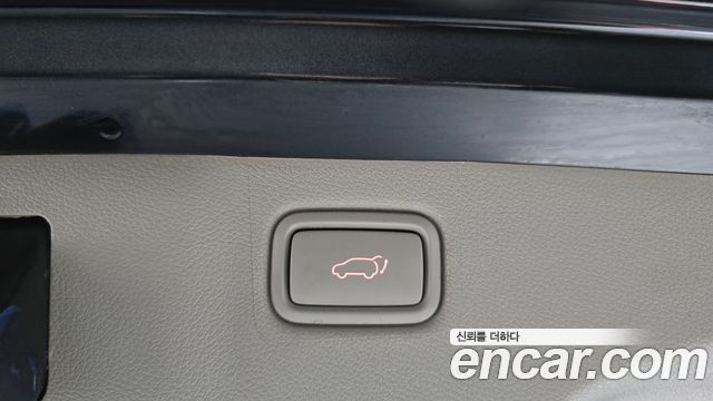 Kia Carnival 9-Seater Noblesse Special 2018 — фото 15