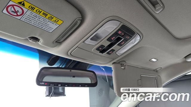 Kia Carnival 9-Seater Noblesse Special 2018 — фото 19