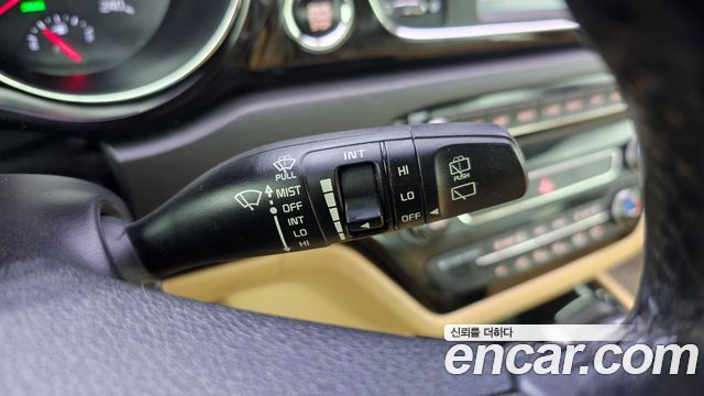 Kia Carnival 9-seater Prestige 2017 — фото 19