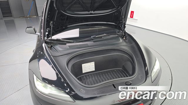 Tesla Model 3 Long Range AWD 2024 — фото 6