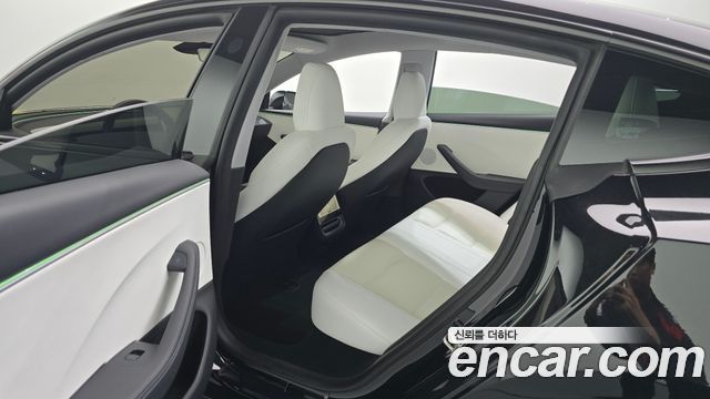Tesla Model 3 Long Range AWD 2024 — фото 12