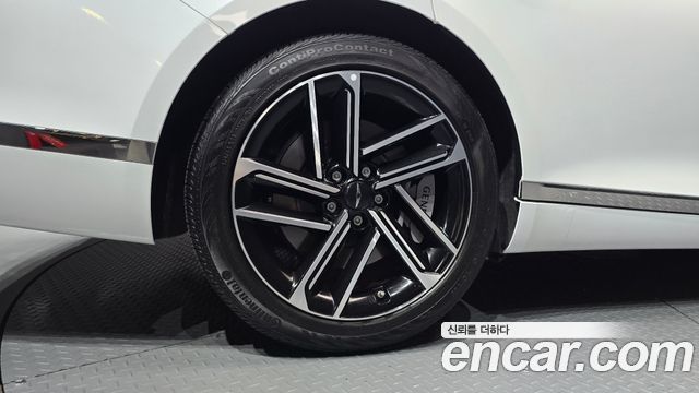 Genesis G80 (RG3) Gasoline 2.5 Turbo 2WD 2025 — фото 5