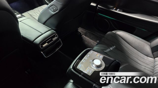 Genesis G80 (RG3) Gasoline 2.5 Turbo 2WD 2025 — фото 17