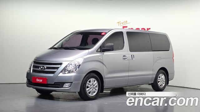 Hyundai Grand Starex 5-Seater VAN Modern