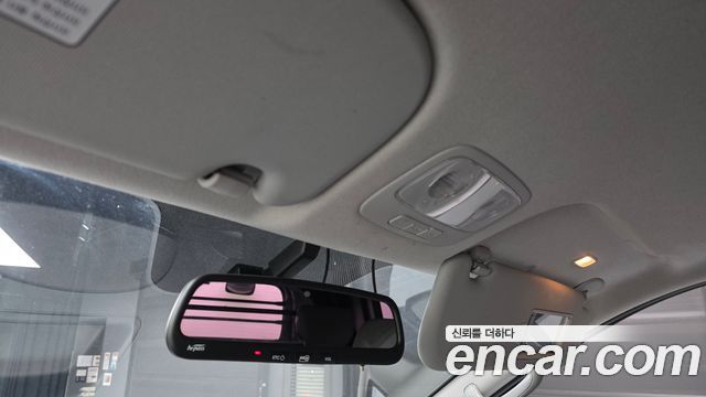 Hyundai Grand Starex 5-Seater VAN Modern 2018 — фото 18
