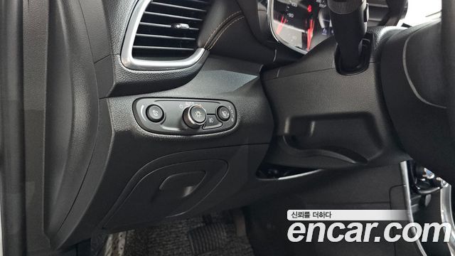 Chevrolet Trax 1.6 Diesel Premier 2020 — фото 17