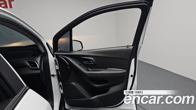 Chevrolet Trax 1.6 Diesel Premier 2020 — фото 24