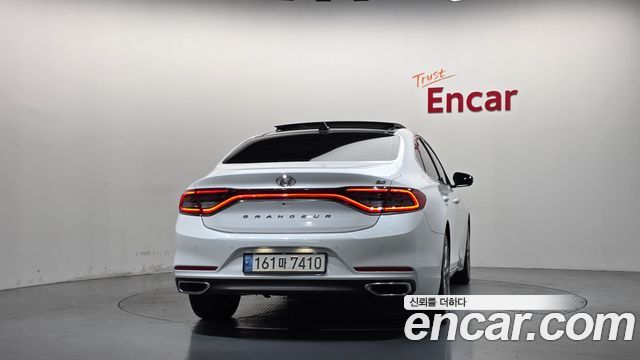 Hyundai Grandeur (IG) 3.0 Exclusive Special 2018 — фото 4