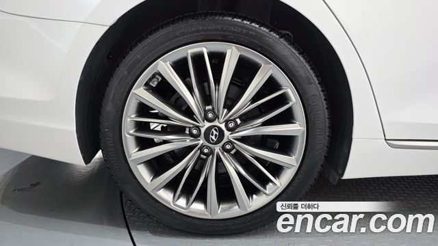 Hyundai Grandeur (IG) 3.0 Exclusive Special 2018 — фото 5