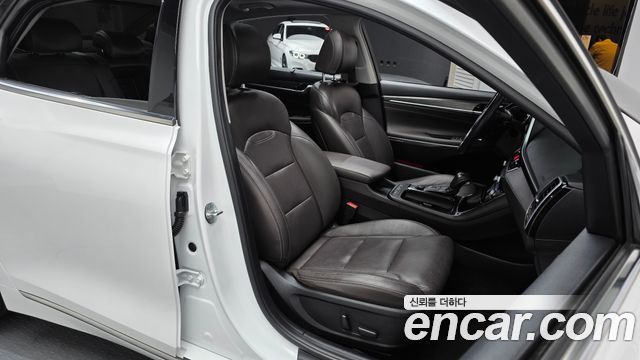 Hyundai Grandeur (IG) 3.0 Exclusive Special 2018 — фото 26