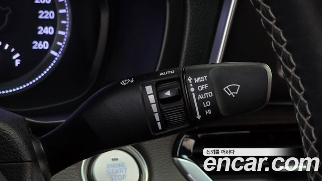 Hyundai Grandeur (IG) 3.0 Exclusive Special 2018 — фото 37