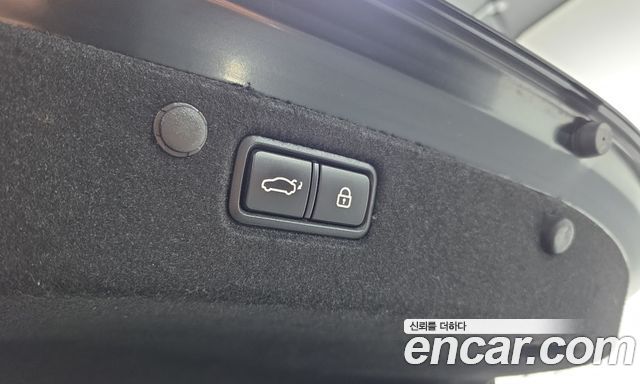 Hyundai Grandeur (IG) 2.4 Premium Special 2019 — фото 17