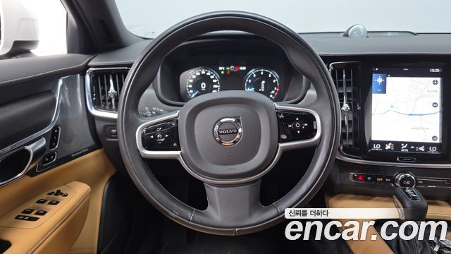 Volvo V90 Cross Country T5 Pro AWD 2019 — фото 14