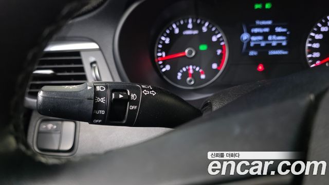 Kia K5 (II) 2.0 MX Prestige 2018 — фото 14