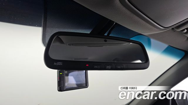 Kia K5 (II) 2.0 MX Prestige 2018 — фото 18