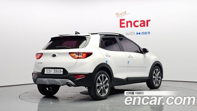 Kia Stonic Diesel 1.6 Prestige 2019 — фото 2
