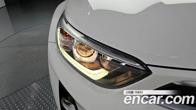 Kia Stonic Diesel 1.6 Prestige 2019 — фото 22