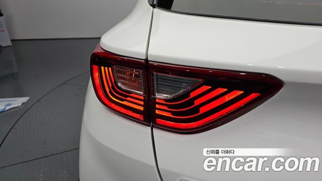 Kia Stonic Diesel 1.6 Prestige 2019 — фото 23