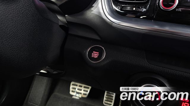 Kia Stonic Diesel 1.6 Prestige 2019 — фото 27