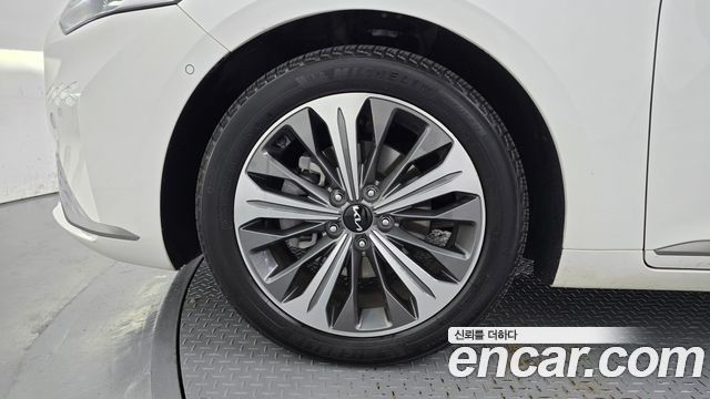 Kia K8 Hybrid Signature Special 2023 — фото 5