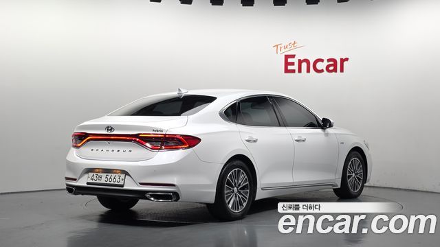 Hyundai Grandeur Hybrid (IG) Exclusive 2018 — фото 2