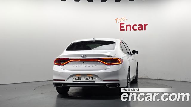 Hyundai Grandeur Hybrid (IG) Exclusive 2018 — фото 4