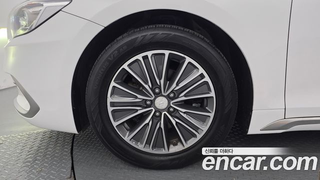 Hyundai Grandeur Hybrid (IG) Exclusive 2018 — фото 5