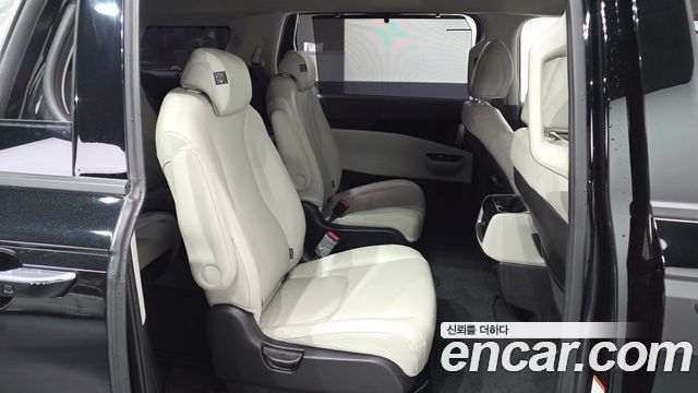 Kia Carnival (IV) Gasoline 9-Seater Noblesse 2023 — фото 11