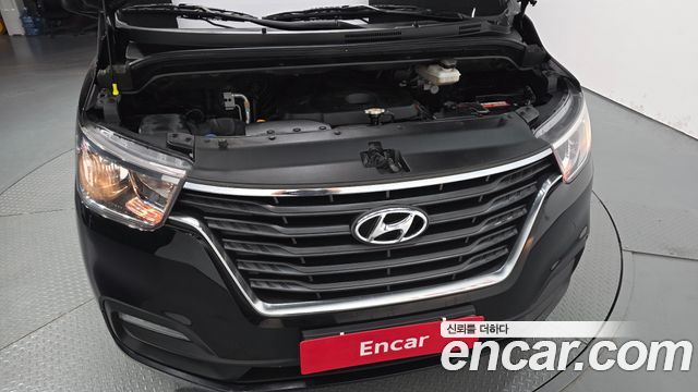Hyundai Grand Starex Wagon 12-Seater Modern 2019 — фото 6
