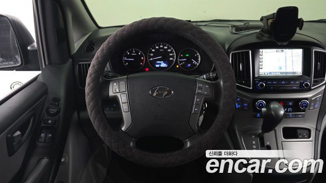 Hyundai Grand Starex Wagon 12-Seater Modern 2019 — фото 14