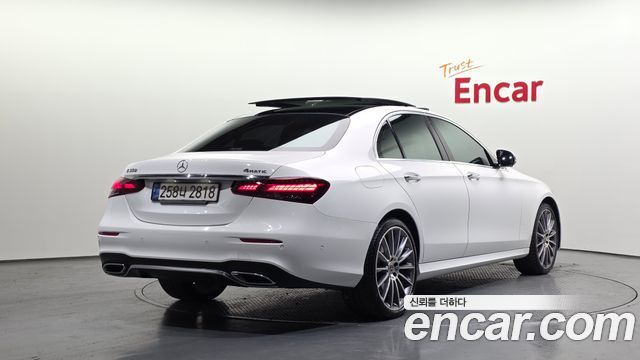 Mercedes-Benz E-Class (W213) E350 4MATIC AMG Line 2022 — фото 2