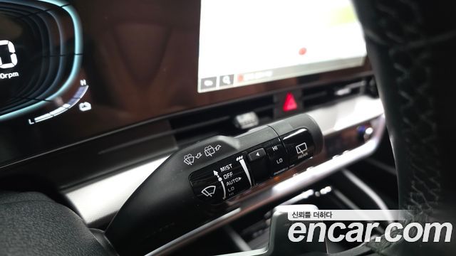 Kia Sportage Hybrid (V) Nobleless 2WD 2024 — фото 18