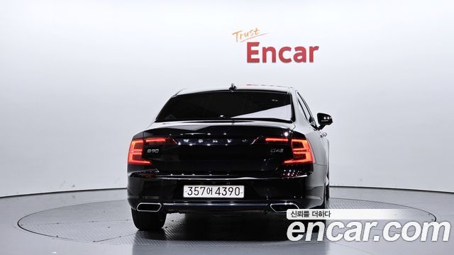 Volvo S90 D4 Inscription 2018 — фото 4
