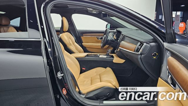 Volvo S90 D4 Inscription 2018 — фото 11