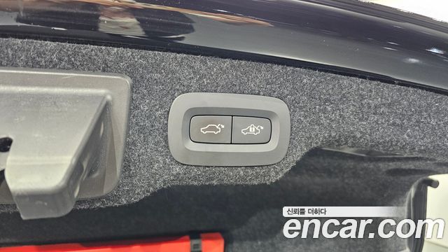 Volvo S90 D4 Inscription 2018 — фото 20