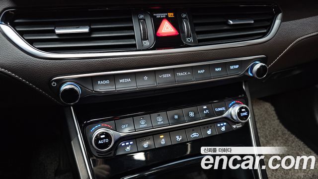 Hyundai Grandeur (IG) 3.0 LPi Exclusive (Rental Car) 2018 — фото 17