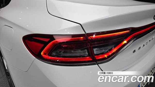 Hyundai Grandeur (IG) 3.0 LPi Exclusive (Rental Car) 2018 — фото 23