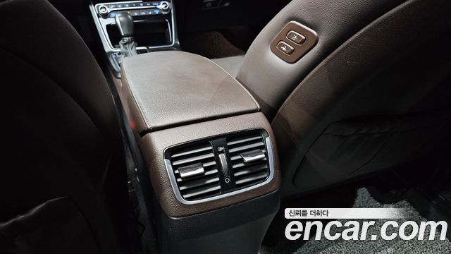 Hyundai Grandeur (IG) 3.0 LPi Exclusive (Rental Car) 2018 — фото 31