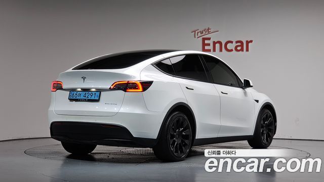 Tesla Model Y Long Range AWD 2021 — фото 2