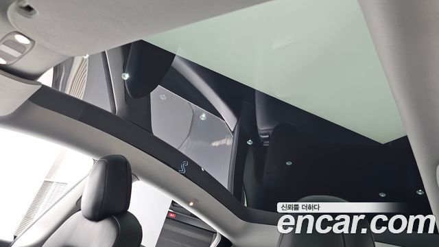 Tesla Model Y Long Range AWD 2021 — фото 18