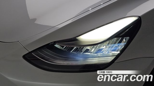 Tesla Model Y Long Range AWD 2021 — фото 22