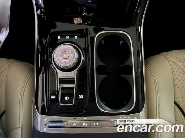 Kia Carnival (IV) Gasoline 9-seater Limousine(Special vehicle) 2022 — фото 6