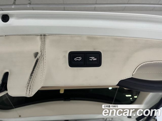Kia Carnival (IV) Gasoline 9-seater Limousine(Special vehicle) 2022 — фото 16