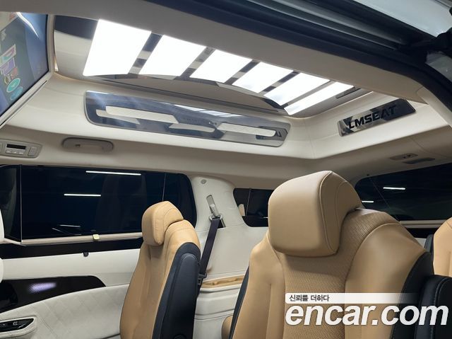 Kia Carnival (IV) Gasoline 9-seater Limousine(Special vehicle) 2022 — фото 18