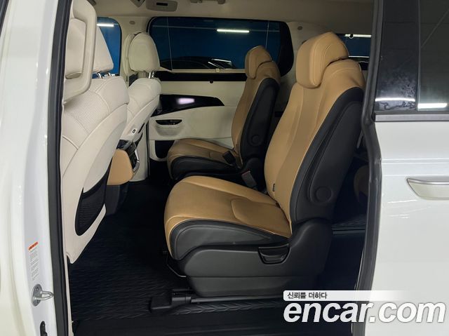 Kia Carnival (IV) Gasoline 9-seater Limousine(Special vehicle) 2022 — фото 21