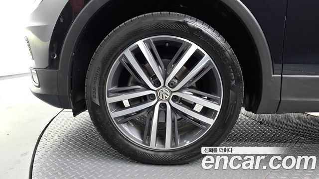 Volkswagen Tiguan Allspace 2.0 TDI Prestige 2020 — фото 5