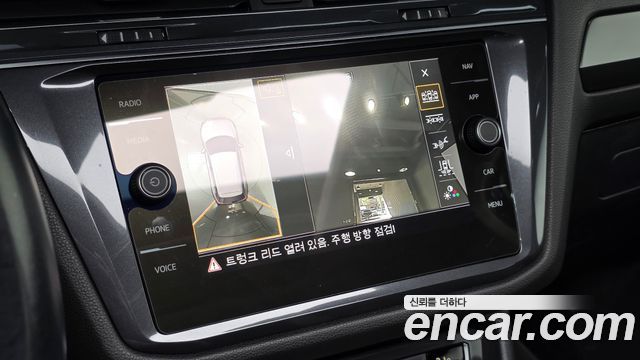 Volkswagen Tiguan Allspace 2.0 TDI Prestige 2020 — фото 14