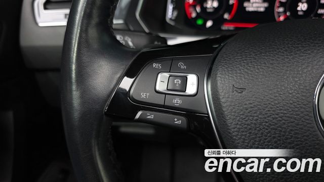 Volkswagen Tiguan Allspace 2.0 TDI Prestige 2020 — фото 18