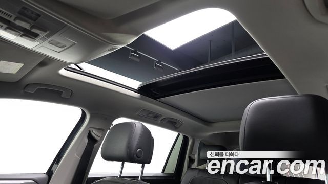 Volkswagen Tiguan Allspace 2.0 TDI Prestige 2020 — фото 19